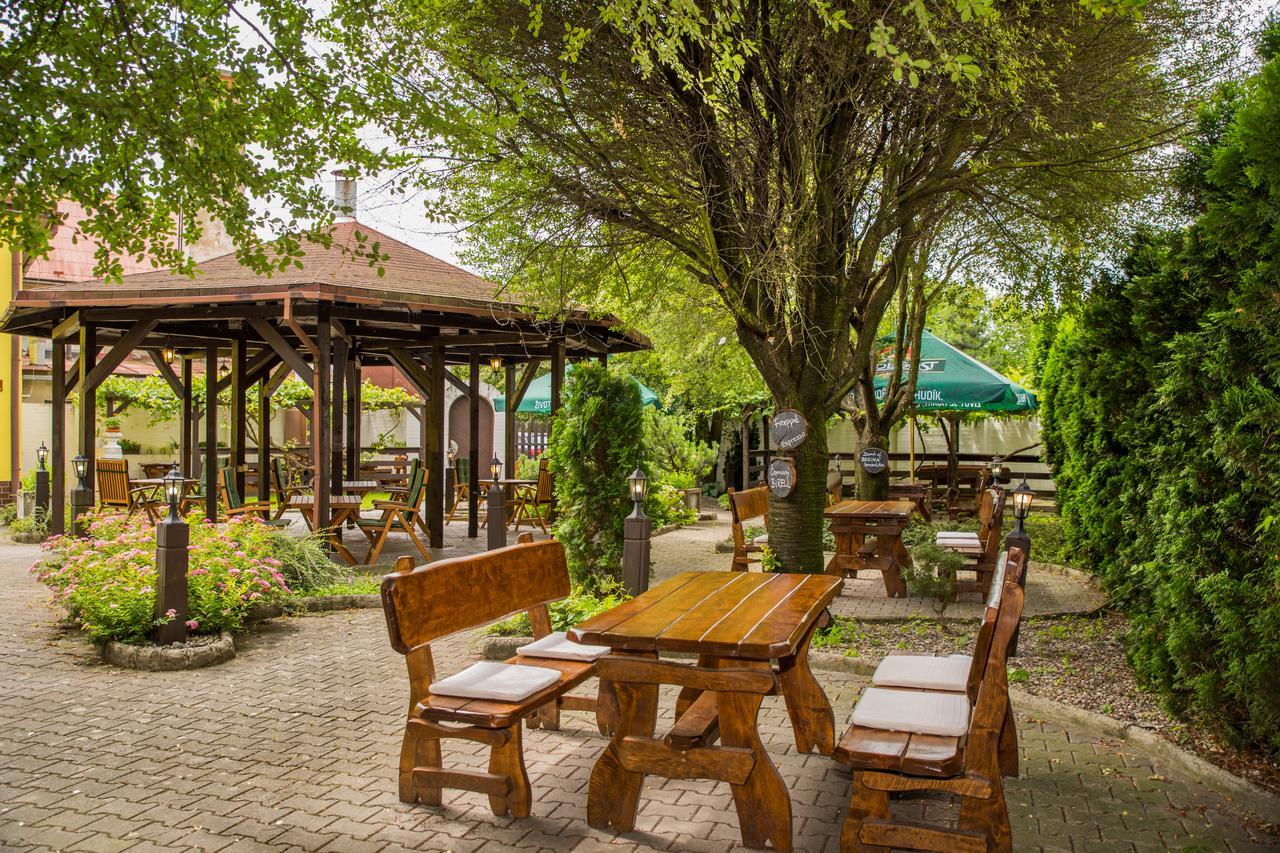 Penzion Anareta Frýdek-Místek Exterior foto